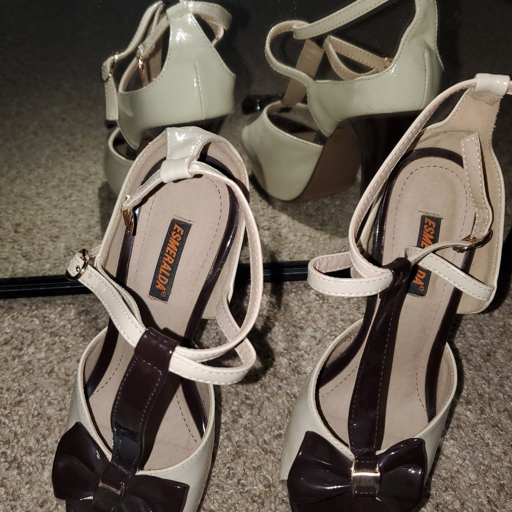 Sandals - Picture 3 of 3